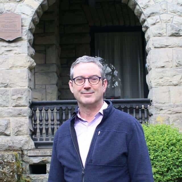 IMG_3135_b-e1759860217881 (1) (1) Medium